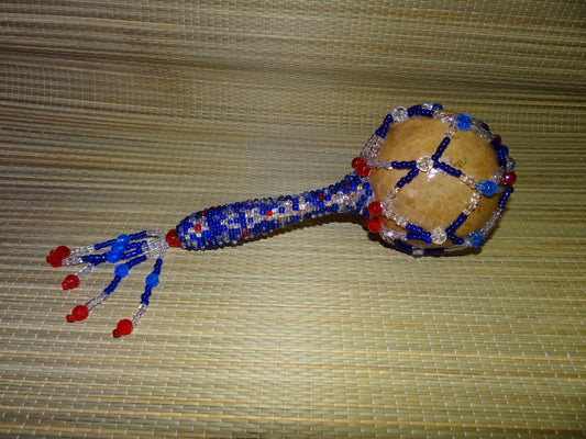 Maraca Decorada para Yemaya OcutiYoruba CraftsYoruba CraftsMaraca Decorada para Yemaya Ocuti